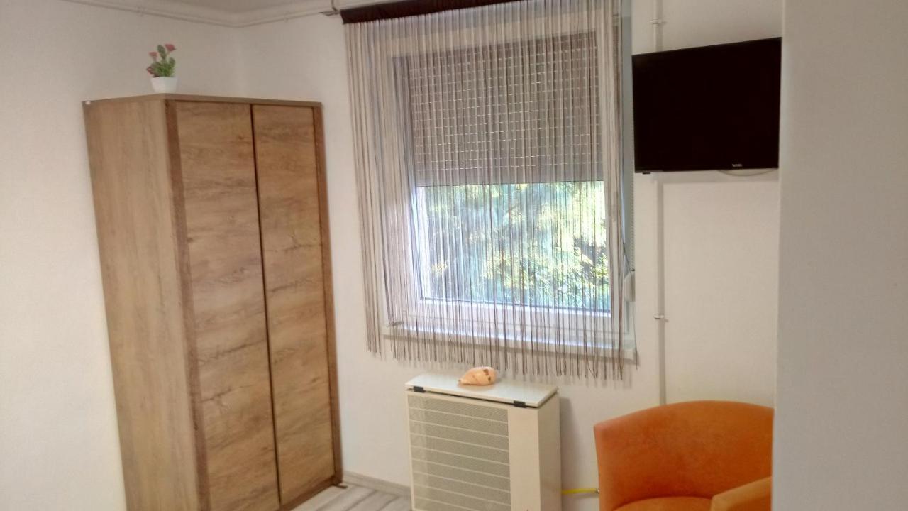Golden Apartman Орошхаза Экстерьер фото