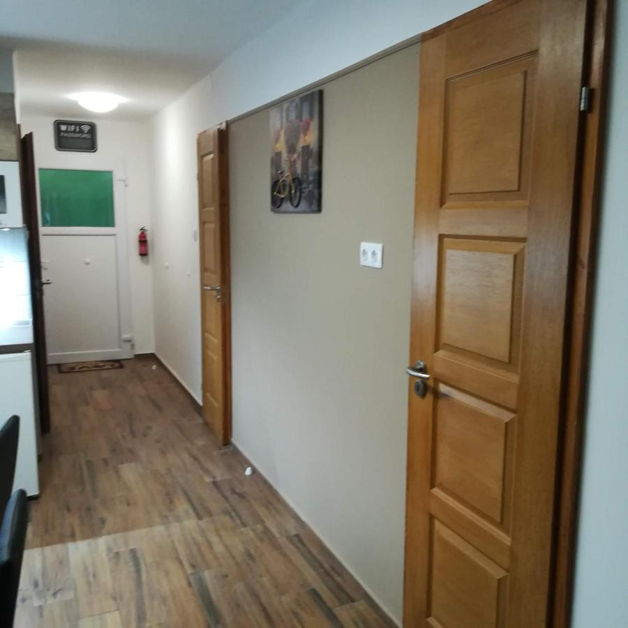 Golden Apartman Орошхаза Экстерьер фото